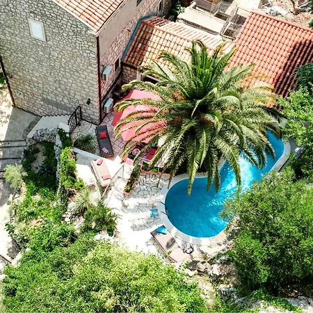 Sunny Villa, With Pool, Bbq, View, Parking Vila *
