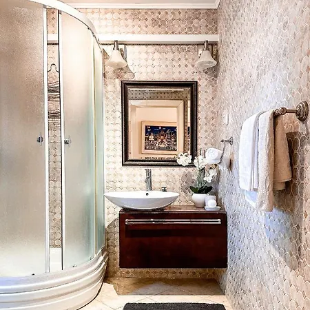 Villa Sunny Villa, With Pool, Bbq, View, Parking