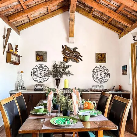 Sunny Villa, With Pool, Bbq, View, Parking Villa