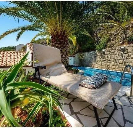 Vila Sunny Villa, With Pool, Bbq, View, Parking *