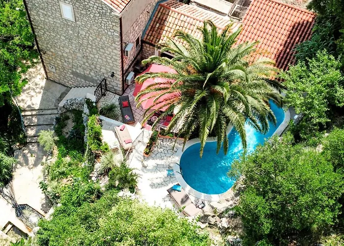 Sunny Villa, With Pool, Bbq, View, Parking Villa *