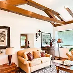 Villa Sunny Villa, With Pool, Bbq, View, Parking *