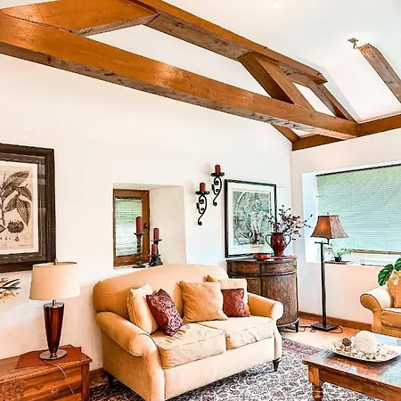 Villa Sunny Villa, With Pool, Bbq, View, Parking *